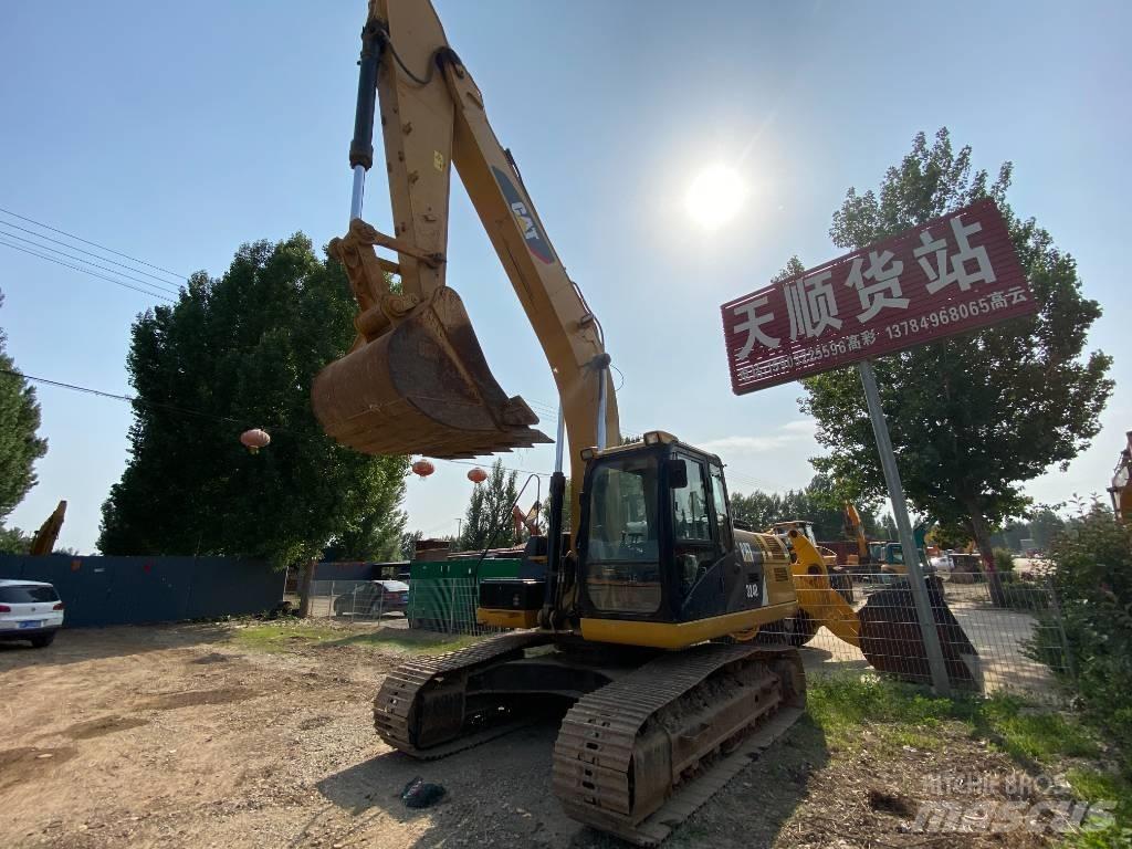 CAT 324D Bageri guseničari