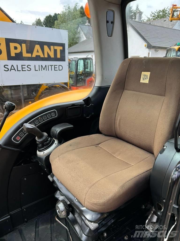 JCB 8085 ZTS Midi bageri 7t – 12t
