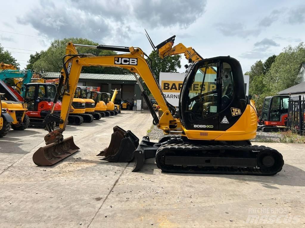 JCB 8085 ZTS Midi bageri 7t – 12t
