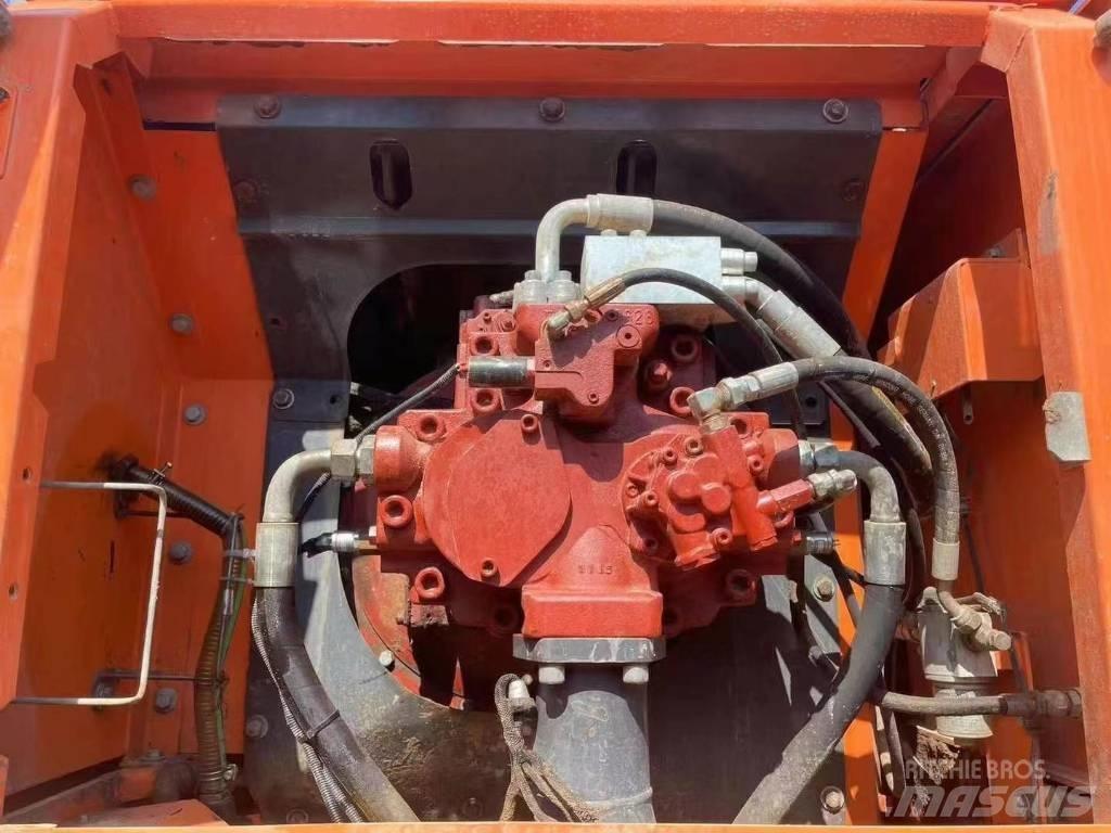 Doosan DX 420 Bageri guseničari