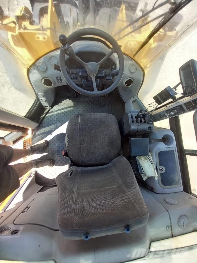 Volvo L 120 F Utovarivači na točkove