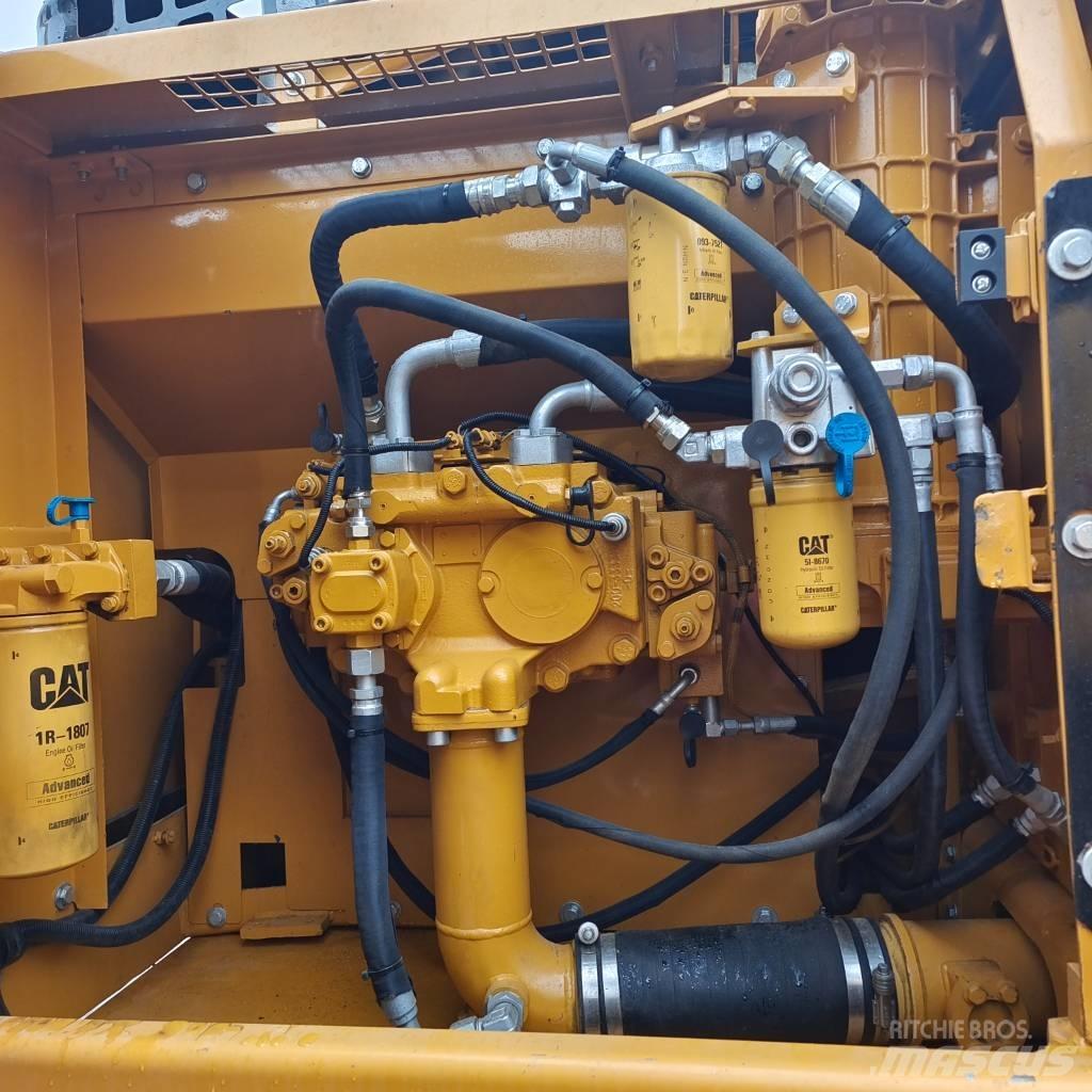 CAT 320 D Bageri guseničari