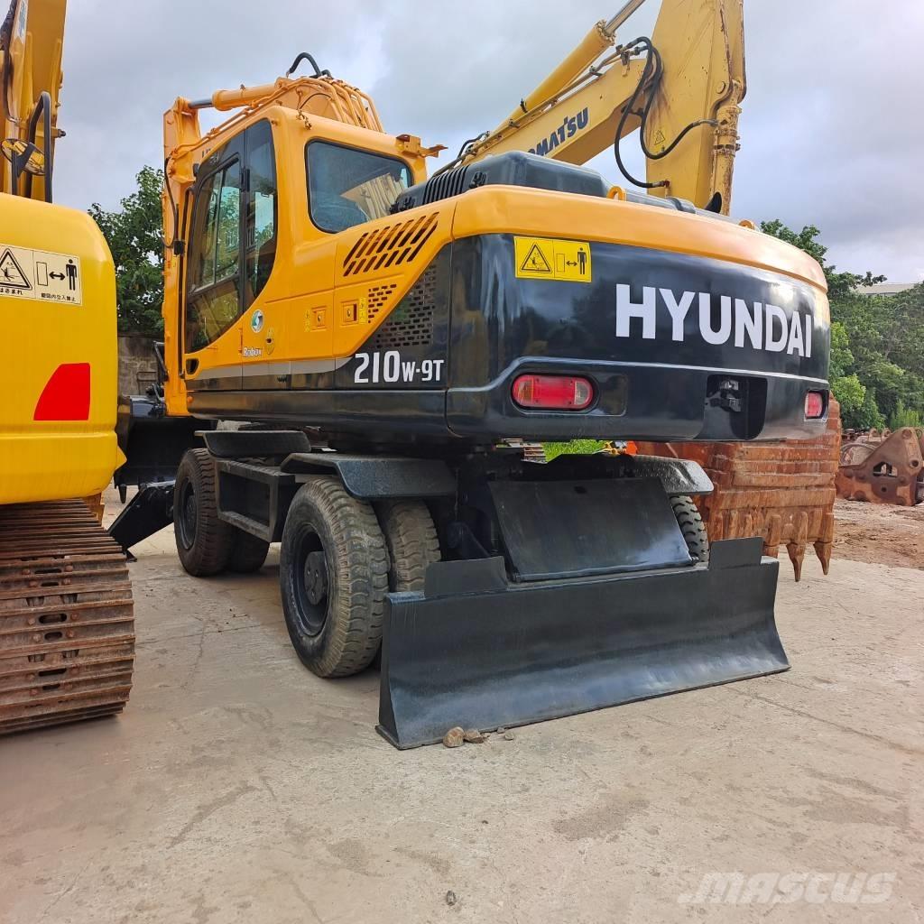 Hyundai HW 210 A Bageri guseničari