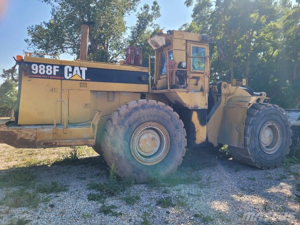 CAT 988 F Utovarivači na točkove