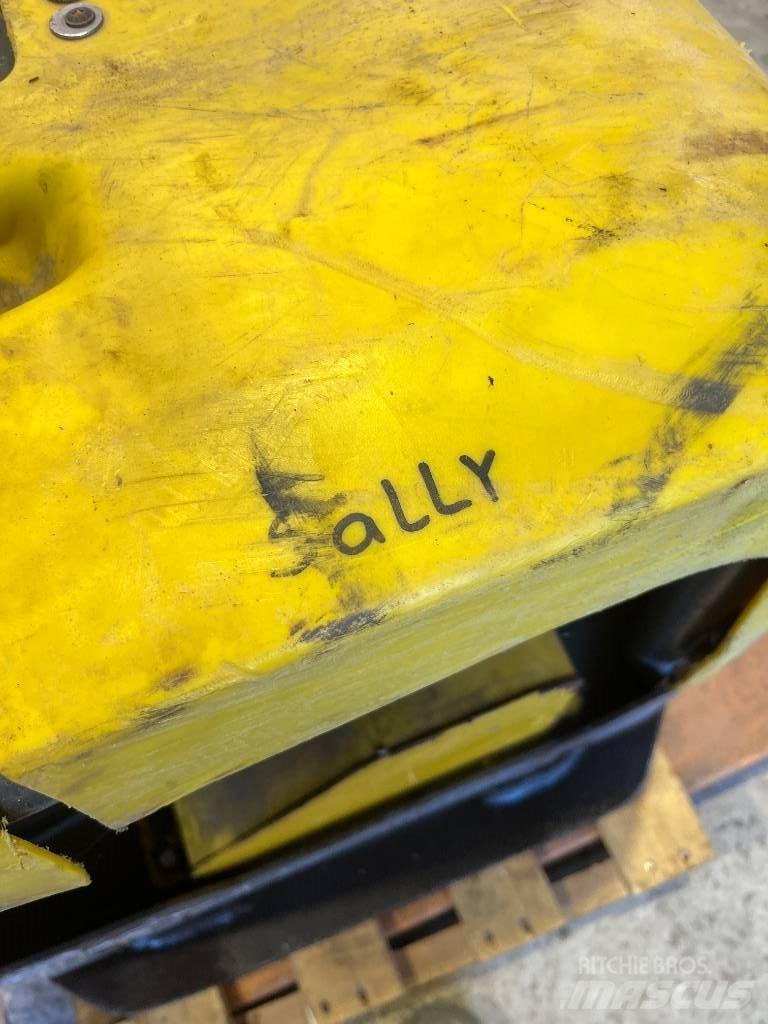 Atlas Copco LG 300 Nabijači zemlje