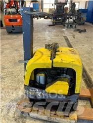 Atlas Copco LG 300 Nabijači zemlje