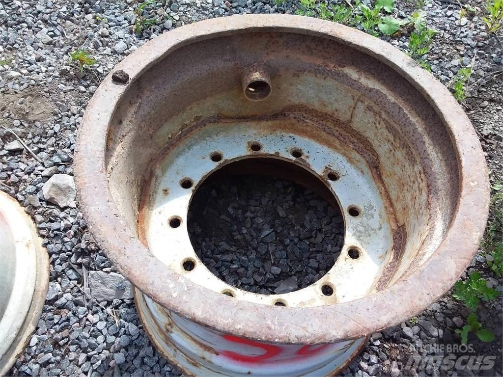 Valmet 860 20x26,5 Gume, točkovi i felne
