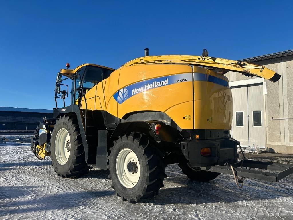 New Holland FR9050 Mašine za stočnu hranu sa sopstvenim pogonom