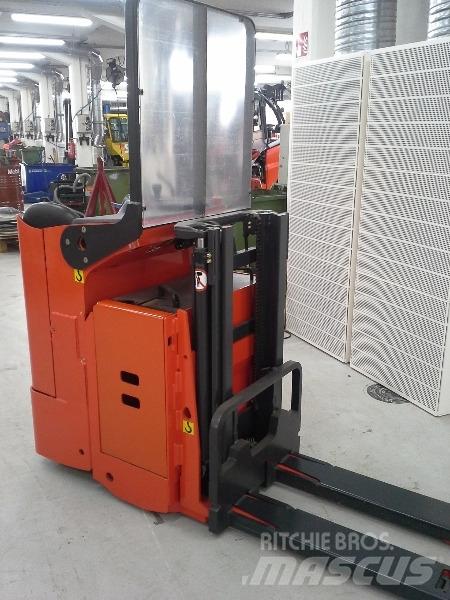 Linde L12LS-03 Samopogonski ručni viljuškari