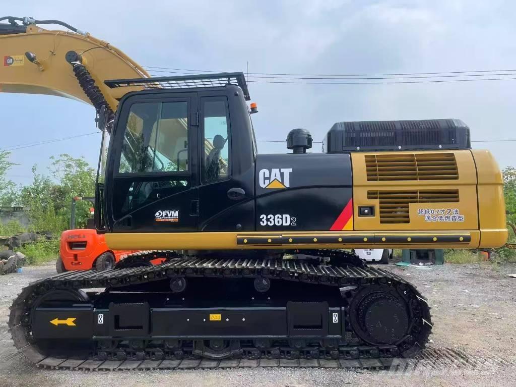 CAT 336D2 Bageri guseničari