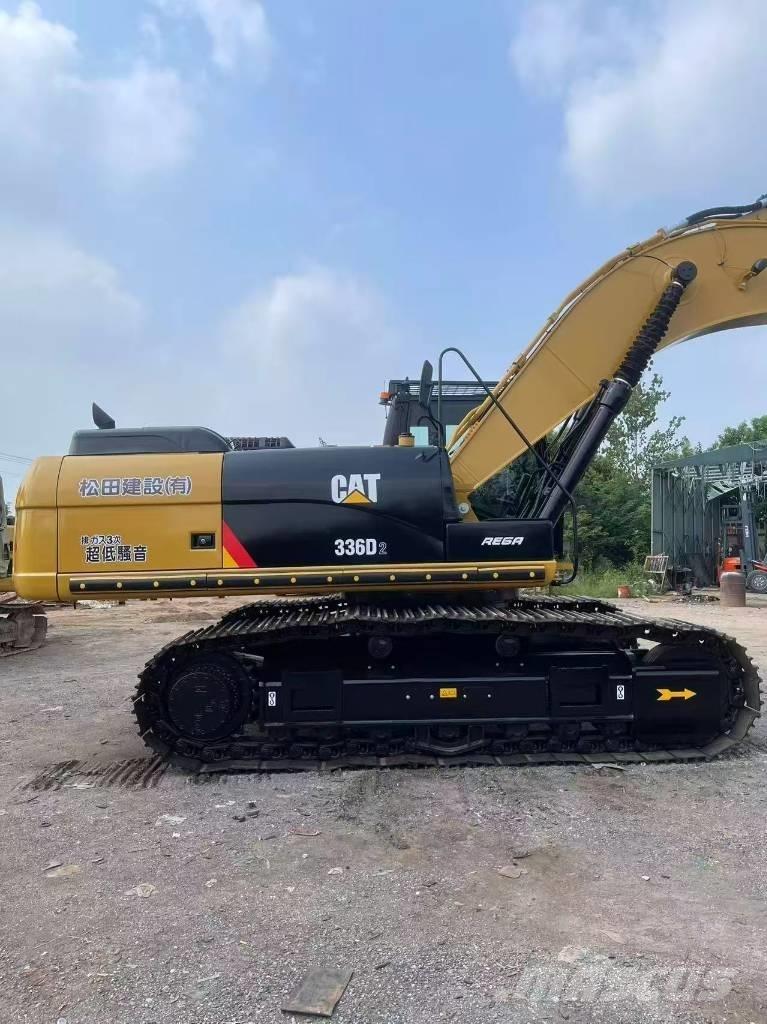CAT 336D2 Bageri guseničari