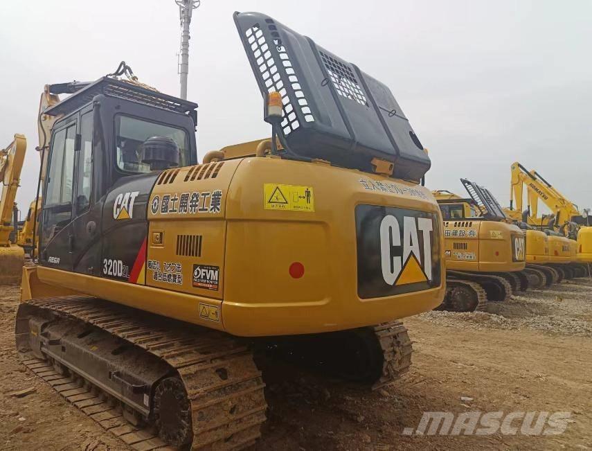 CAT 320D2L Bageri guseničari