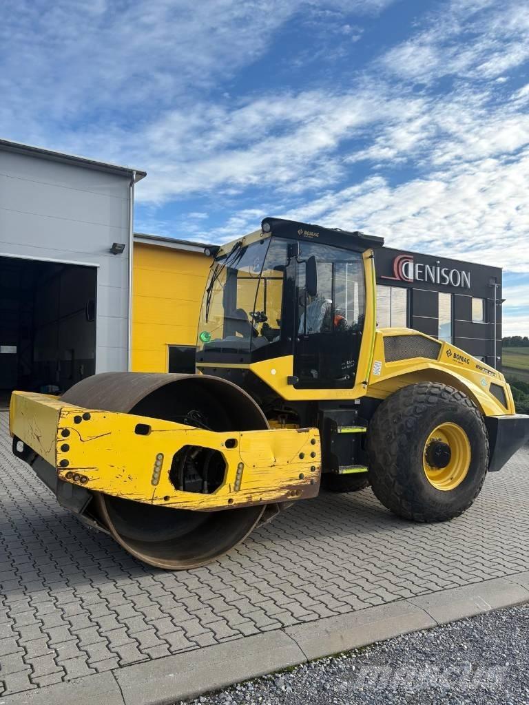 Bomag BW 213 Valjci sa jednim bubnjem