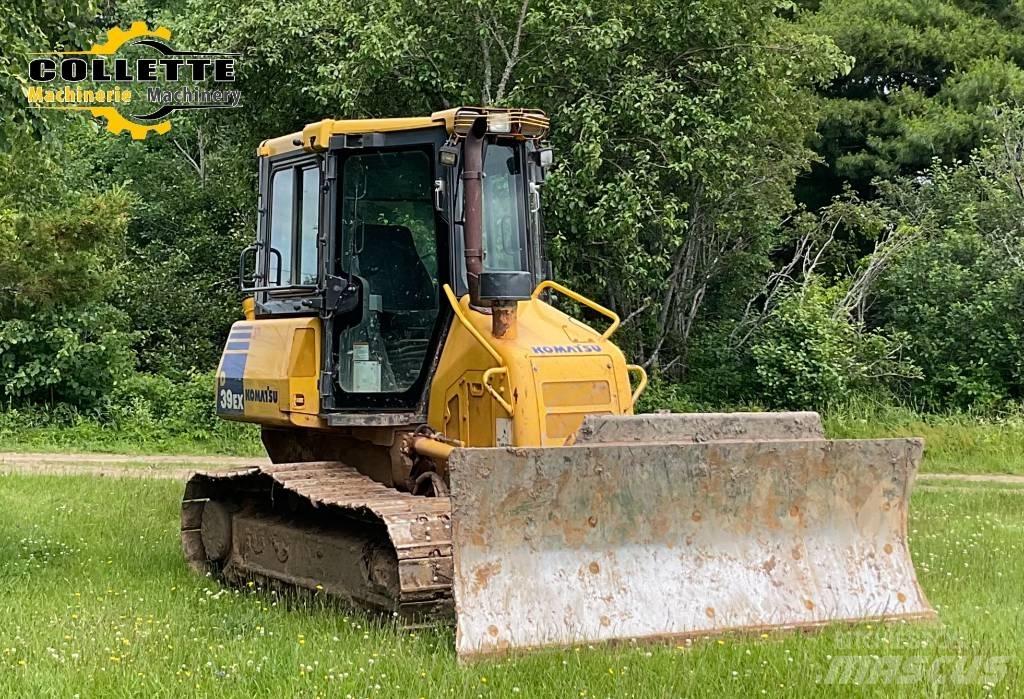 Komatsu D 39 EX-22 Buldožeri guseničari