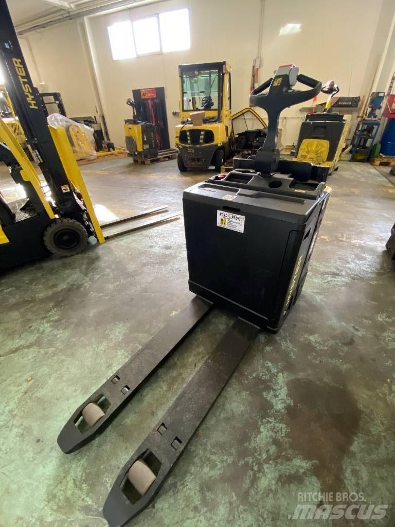 Hyster P2.0S FBW Ručni električni viljuškar