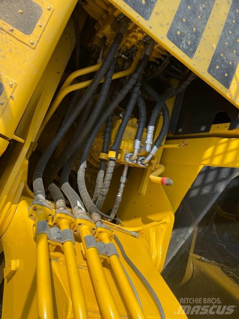 Komatsu PC 210 LC Bageri guseničari