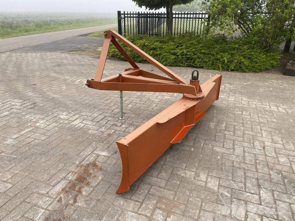  Grondschuif 2.5 M Daske za put