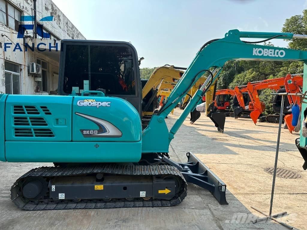 Kobelco SK60-8 Bageri guseničari