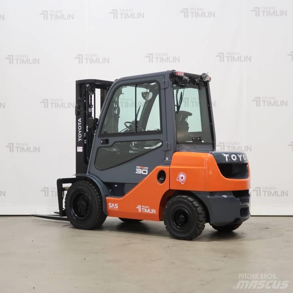 Toyota 02-8FDF30 Dizelski viljuškari