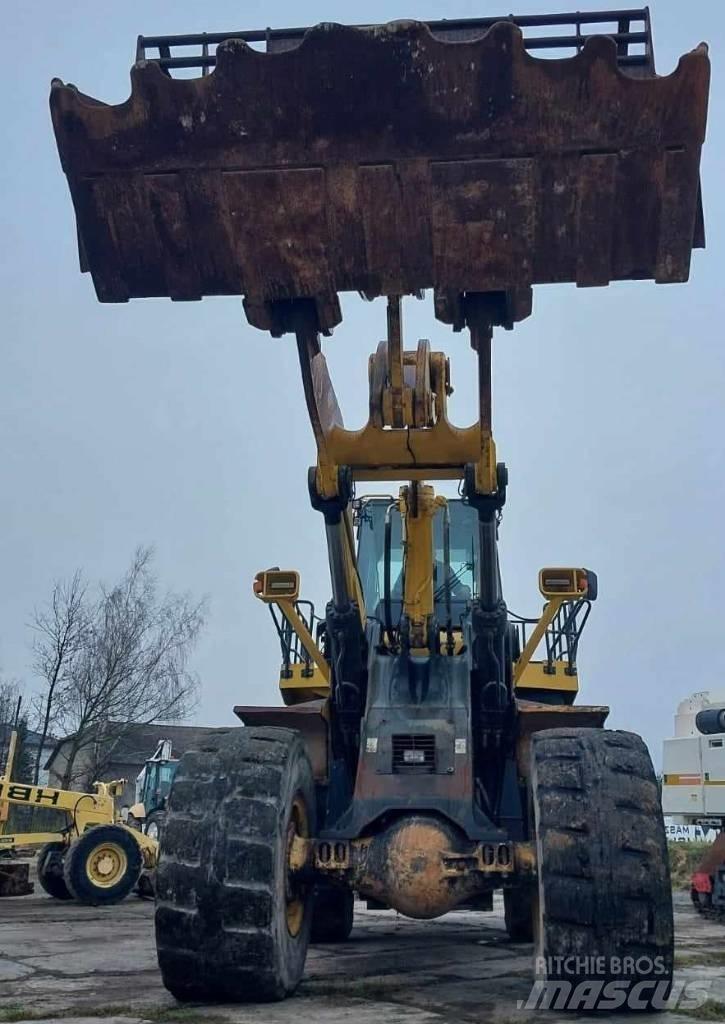 Komatsu WA 600-6 Utovarivači na točkove