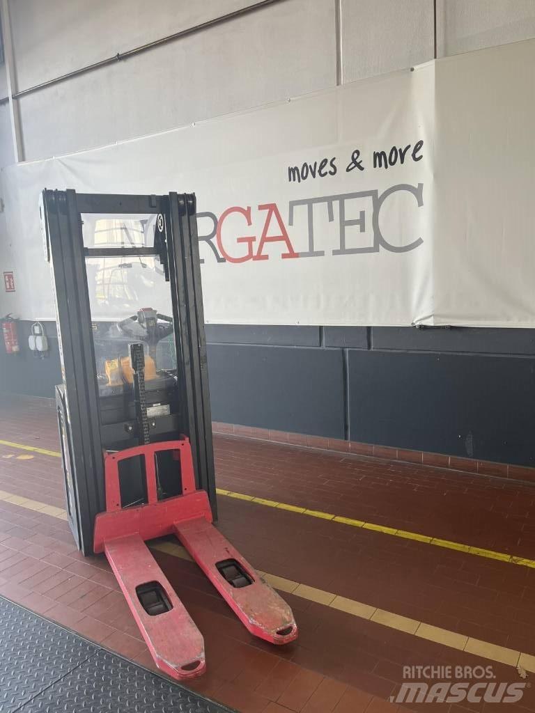 Hyster S1.4 Ručni električni viljuškar