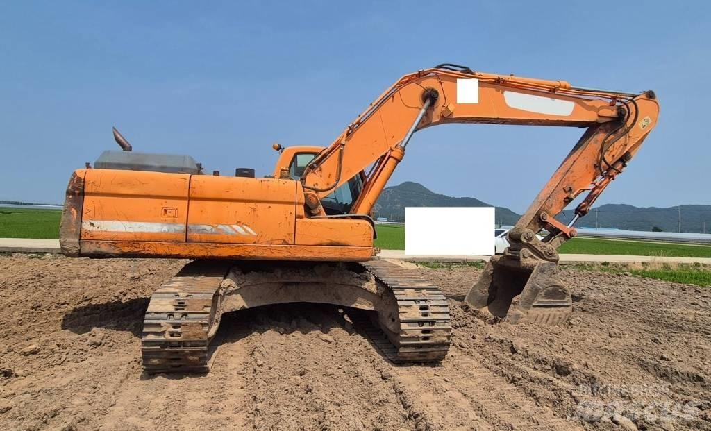 Doosan DX 300 LCA Bageri guseničari