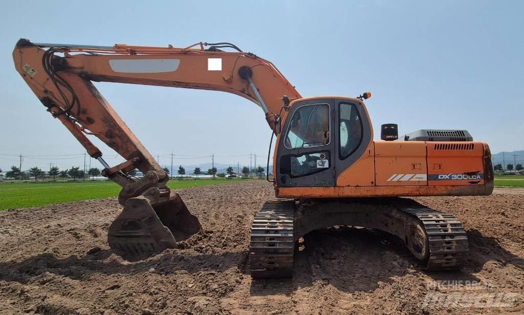 Doosan DX 300 LCA Bageri guseničari