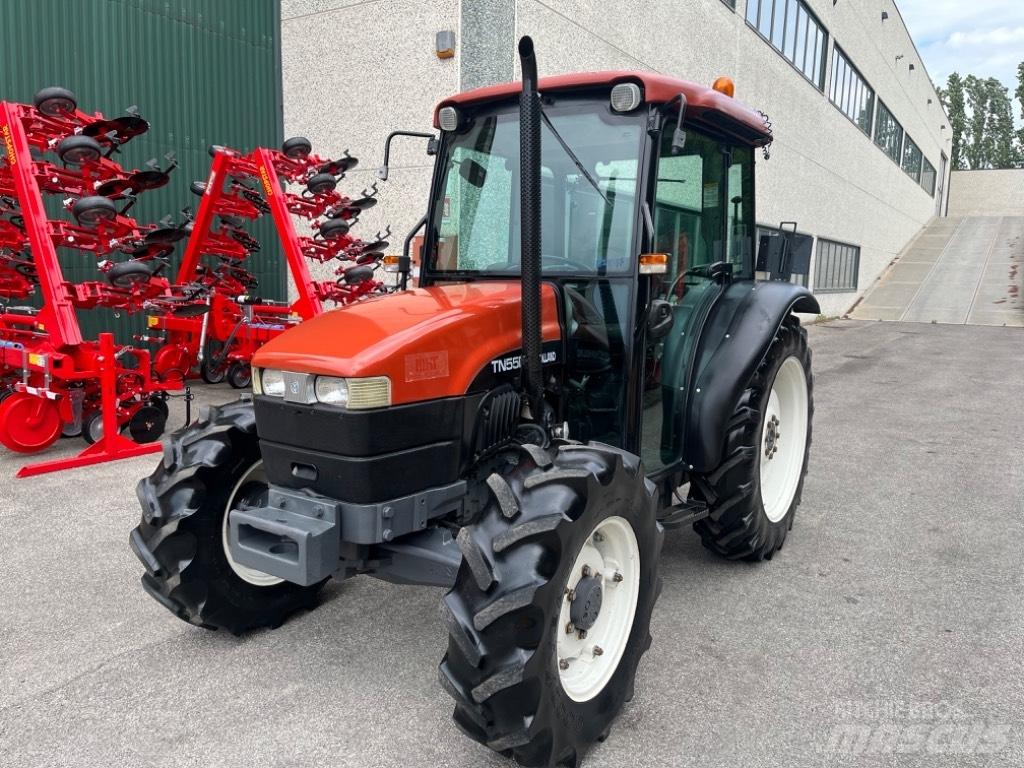 New Holland TN 55 D Traktori