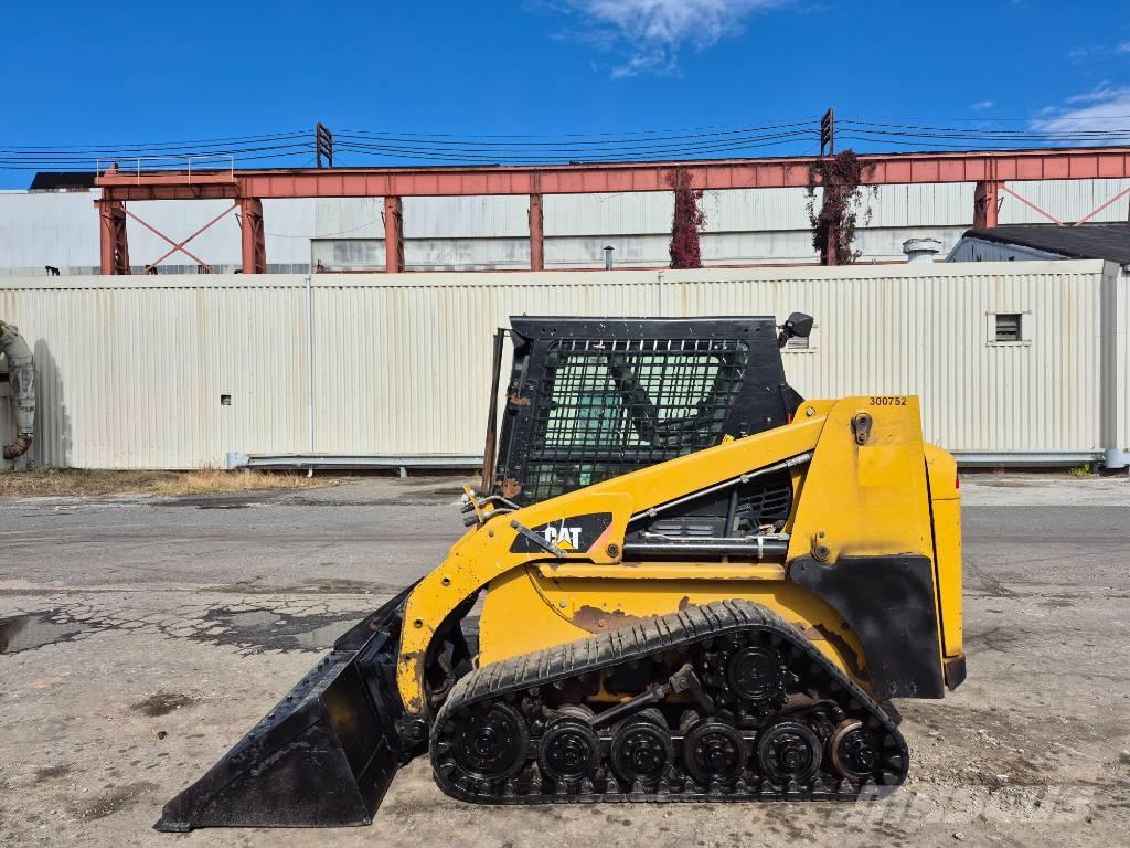 CAT 247 B 3 Skid steer mini utovarivači