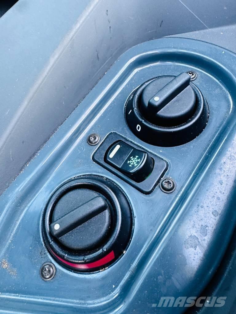 Avant 650 i Višenamenski utovarivači