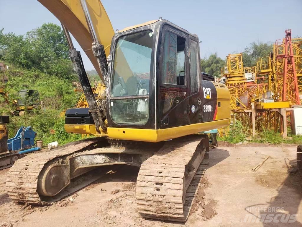 CAT 320 D Bageri guseničari