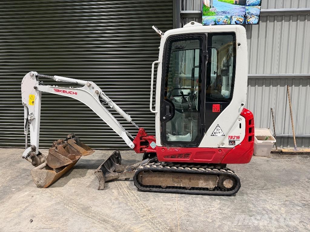 Takeuchi TB 216 Mini bageri < 7t
