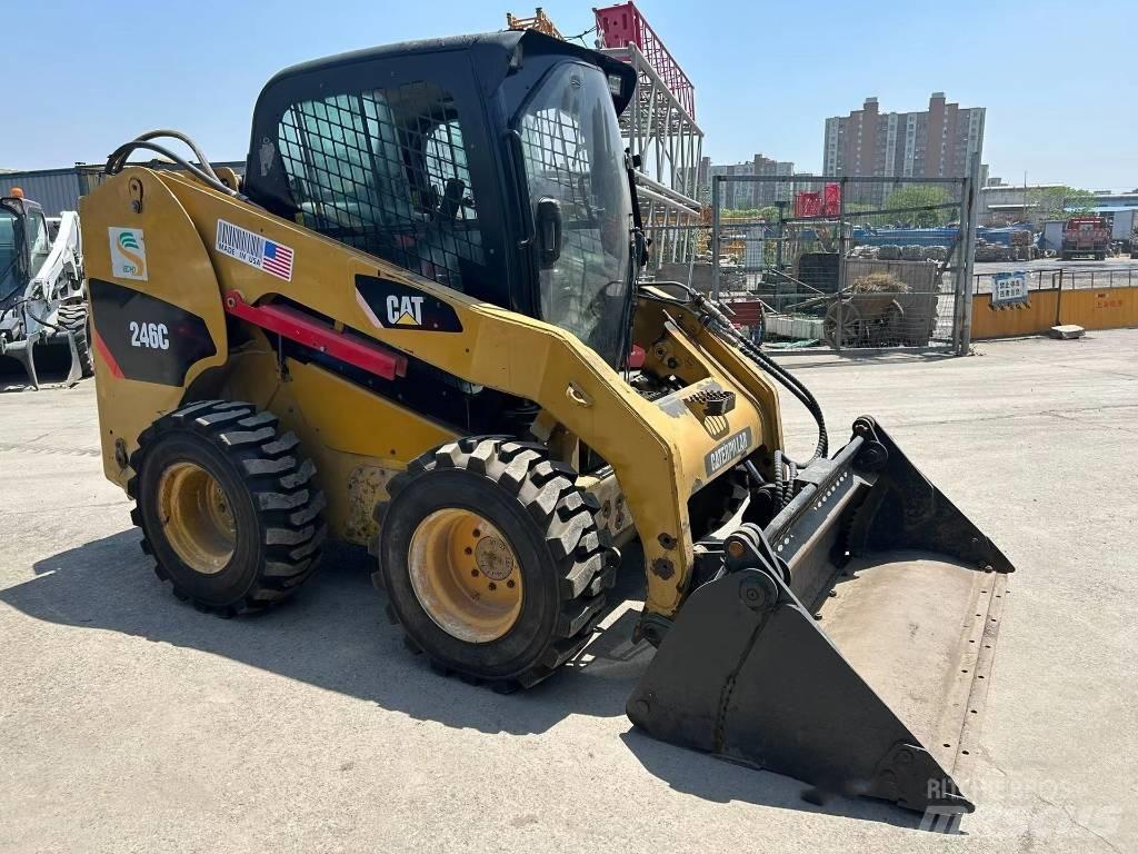CAT 246 C Skid steer mini utovarivači