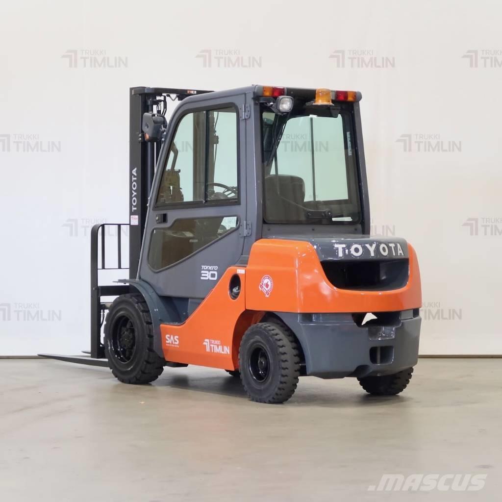 Toyota 02-8FDF30 Dizelski viljuškari