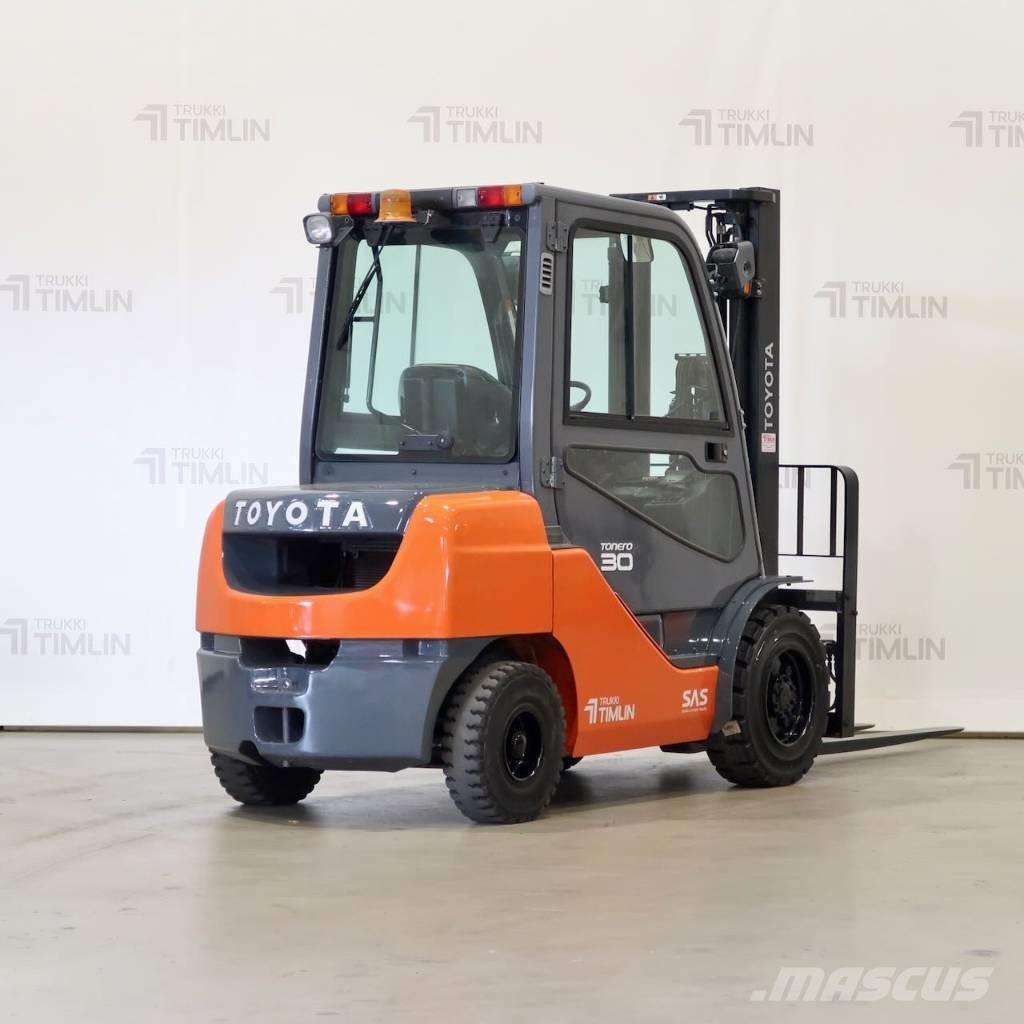 Toyota 02-8FDF30 Dizelski viljuškari