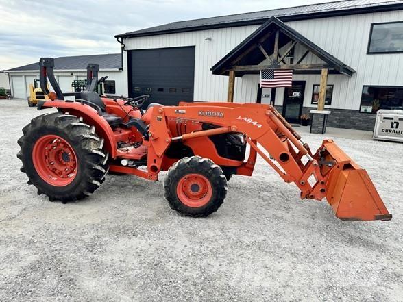 Kubota MX5100D Traktori