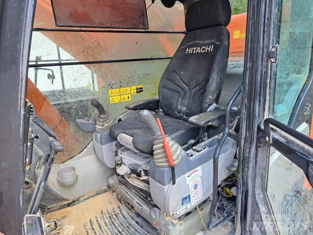 Hitachi ZX670ICH-5B Bageri guseničari