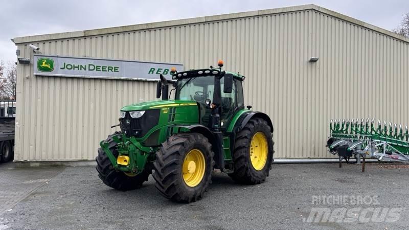 John Deere 6230 R Traktori