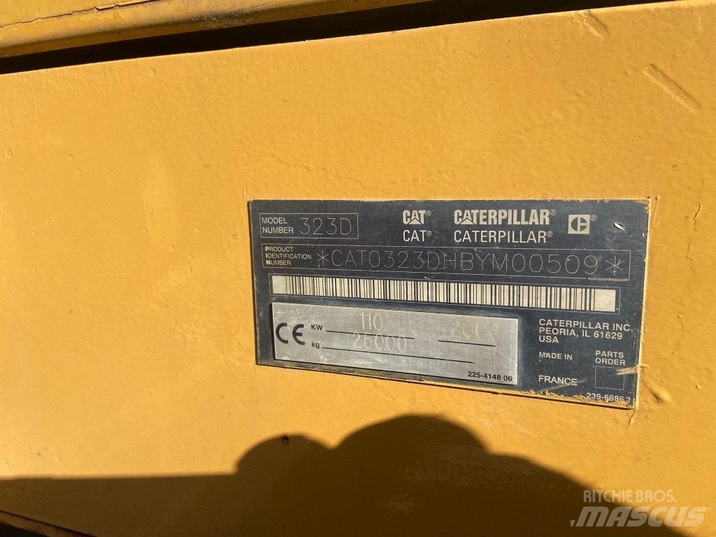 CAT 323 D Bageri guseničari