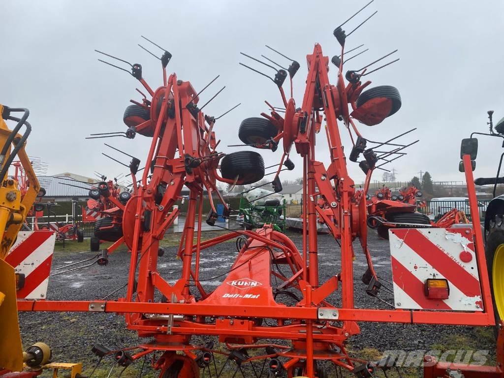 Kuhn GF8702 Okretači i sakupljači sena