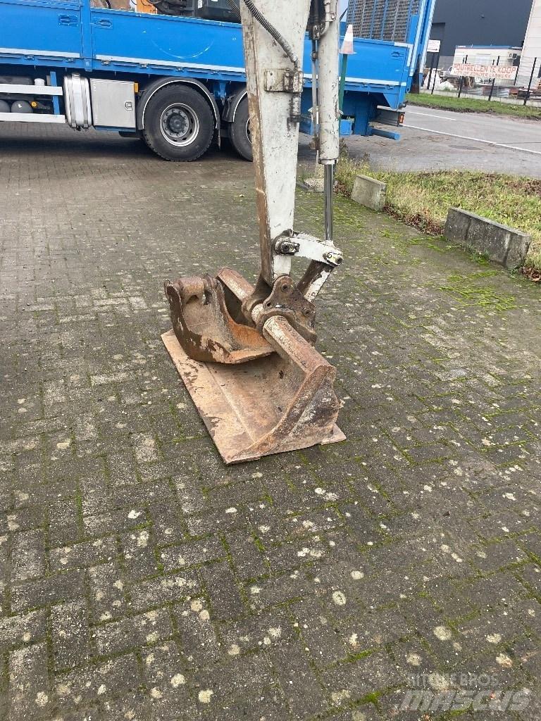 Takeuchi TB 235 Mini bageri < 7t