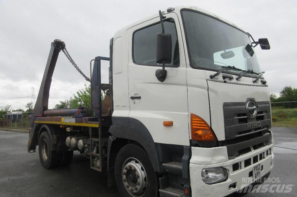 HINO 700 Komunalni kamioni
