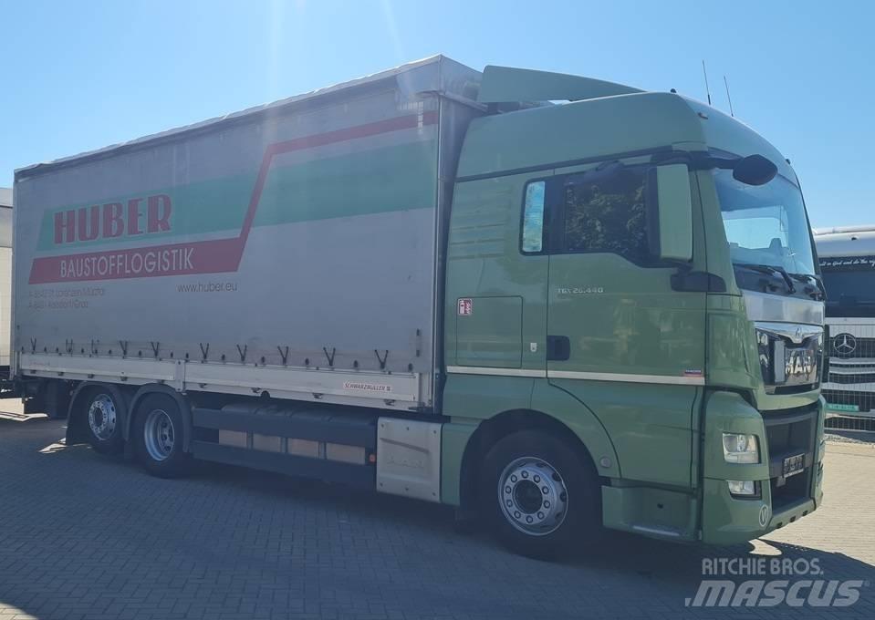 MAN 26.440 / 7.4m / LIFT Kamioni sa ciradom