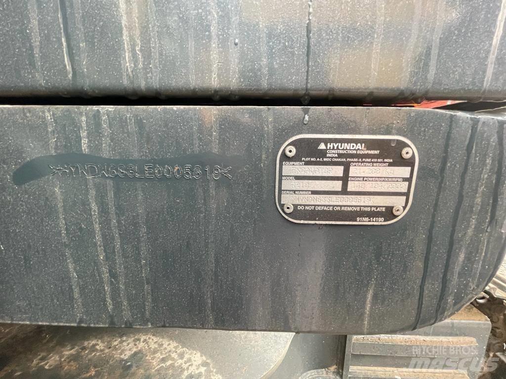 Hyundai R210 Bageri guseničari