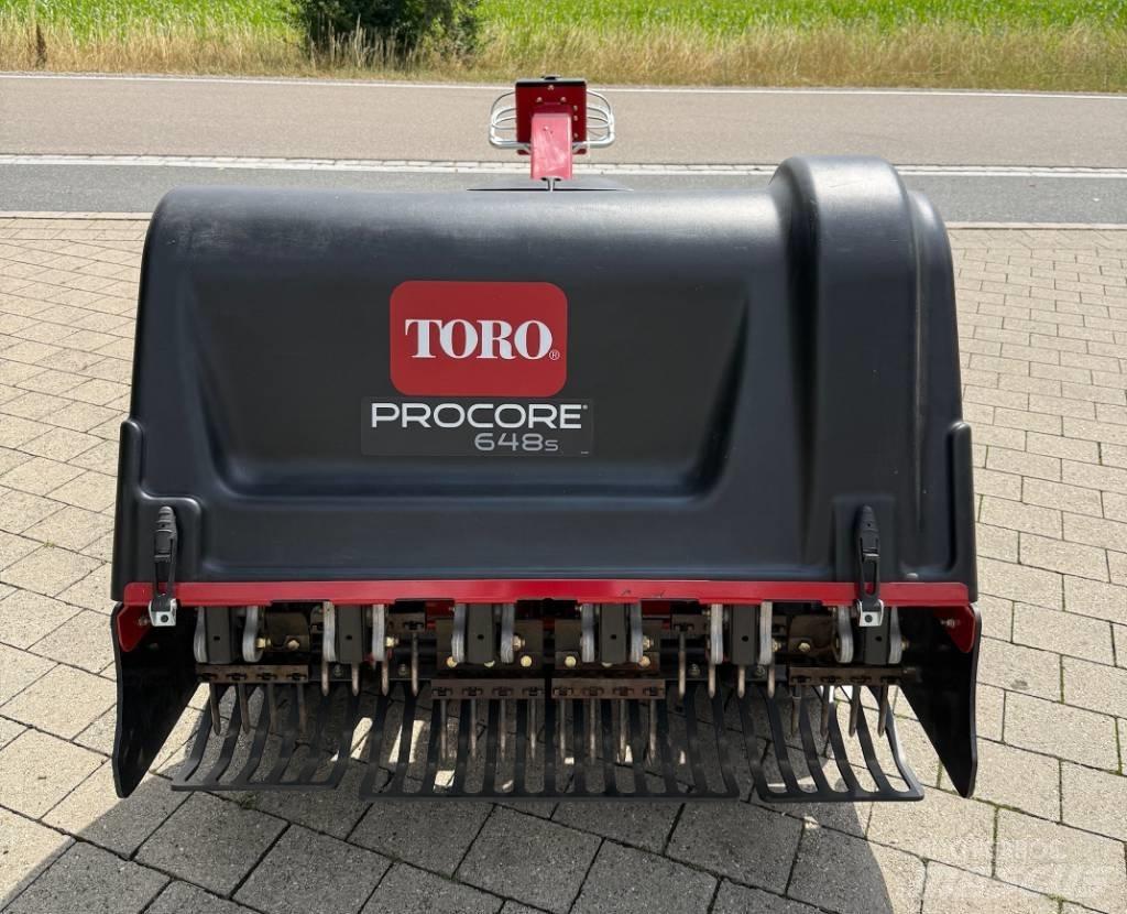 Toro ProCore 648S Uredjaji za provetravanje i snimači