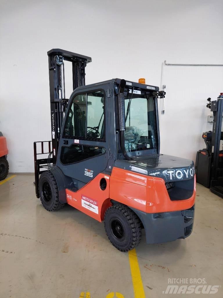 Toyota 52-8 FDJF 35 Dizelski viljuškari