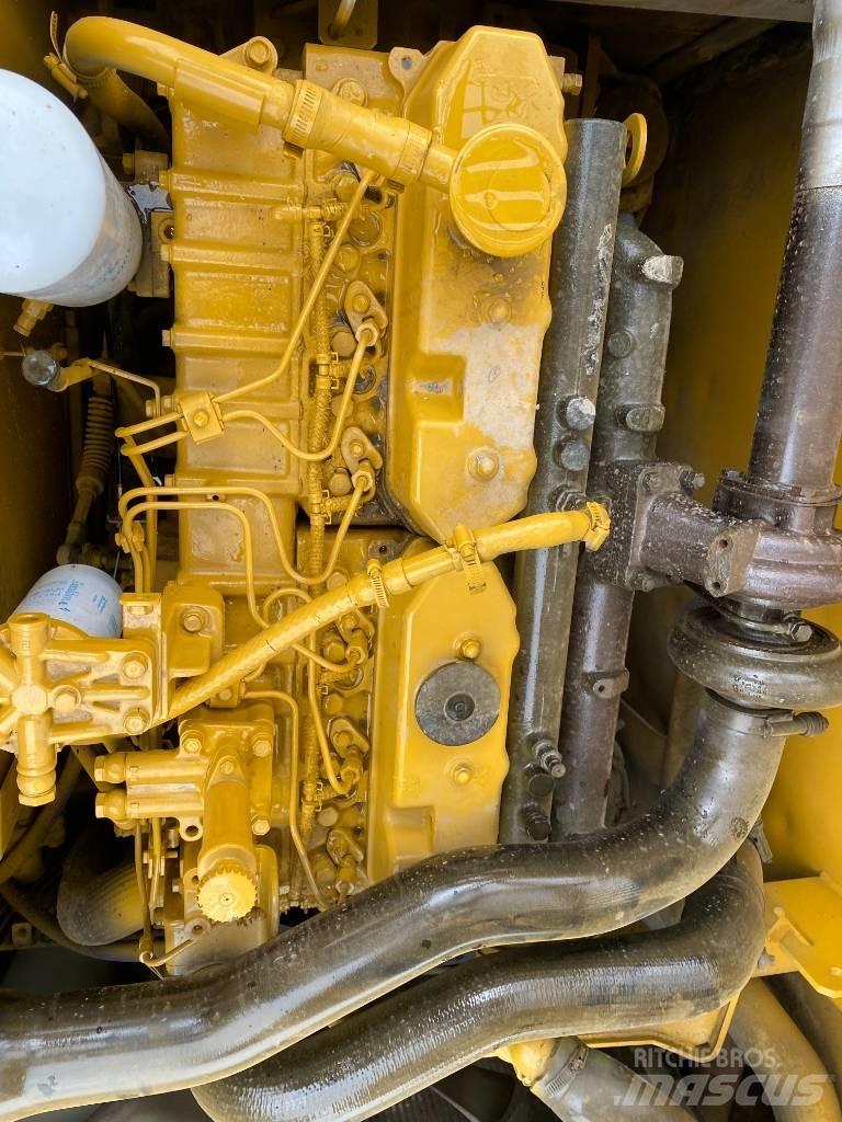 CAT 320 C Bageri guseničari