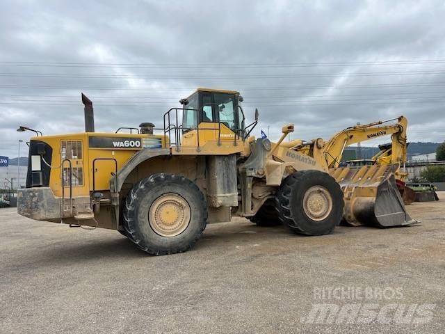 Komatsu WA 600-6 Utovarivači na točkove