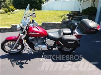 Honda VT1100 Radni brodovi/teglenice