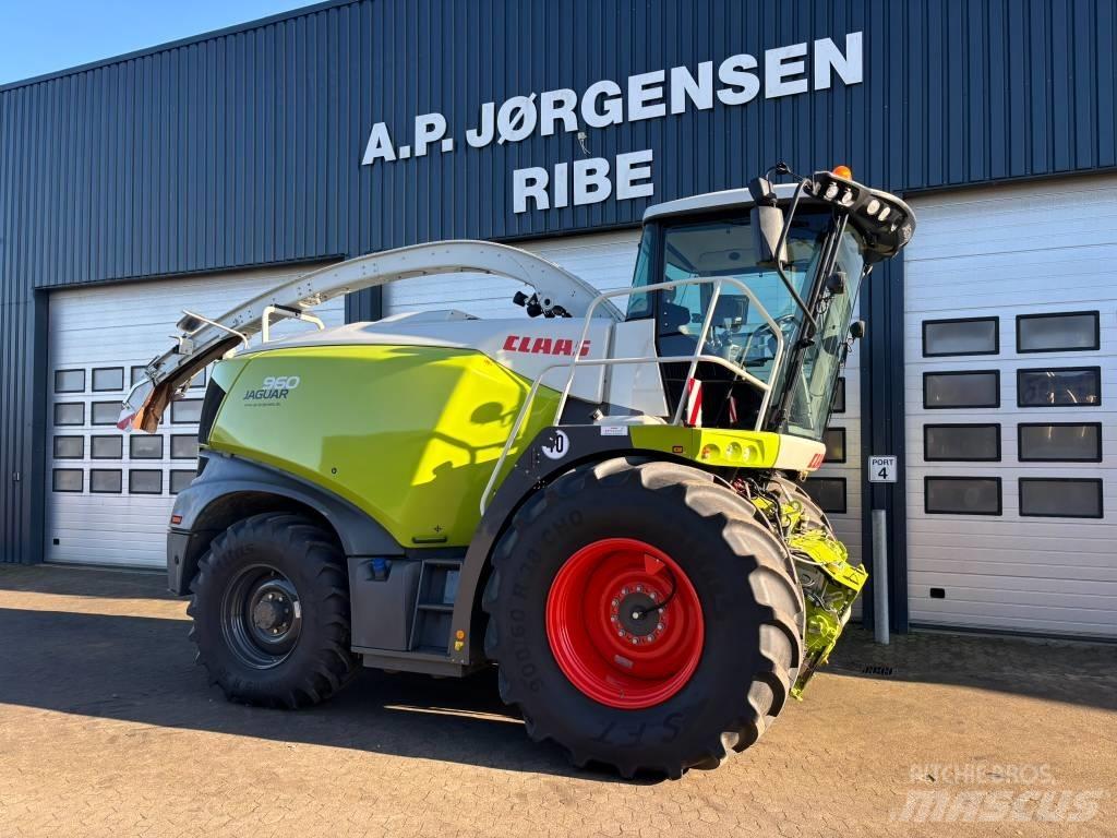 CLAAS Jaguar 960 4WD Mašine za stočnu hranu sa sopstvenim pogonom